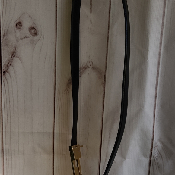 Vintage 80s St. John Sport‎ Black Leather Buckle Belt - Picture 8 of 8